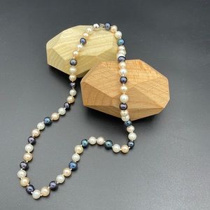Multi color pearl necklace, 18”